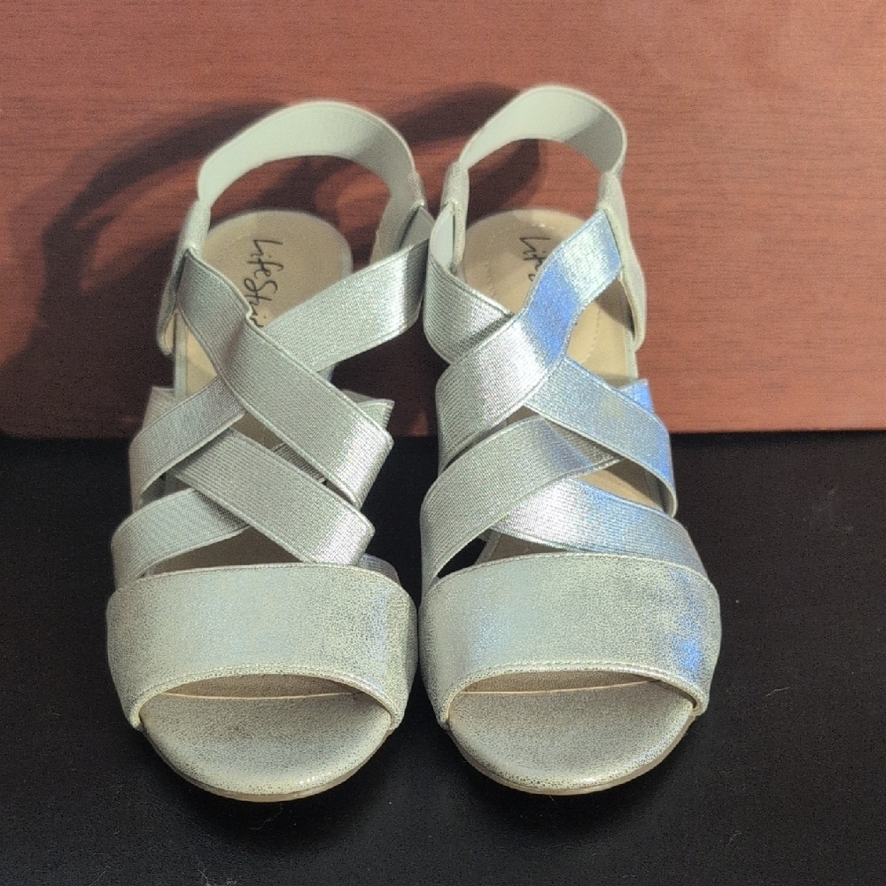 Women's High Heal Soft System Shoes NWOT